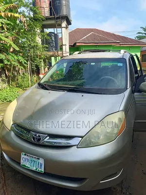Toyota Sienna XLE FWD 2006 Gray