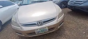 Honda Accord 2006 Gold