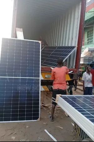 650watts Jinko Solar Panel