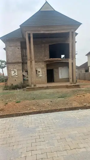 5bdrm Duplex in Lokogoma for sale