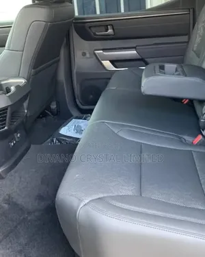New Toyota Tundra 2025 Black