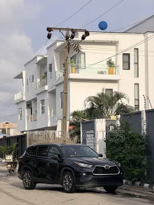 Toyota Highlander XLE AWD 2020 Black