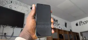 Apple iPhone 11 Pro Max 64 GB White