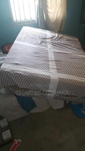 4.5/12inches Bed Nd Rug