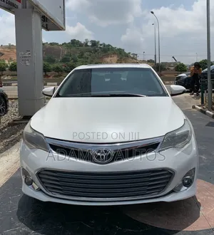 Toyota Avalon 2014 White