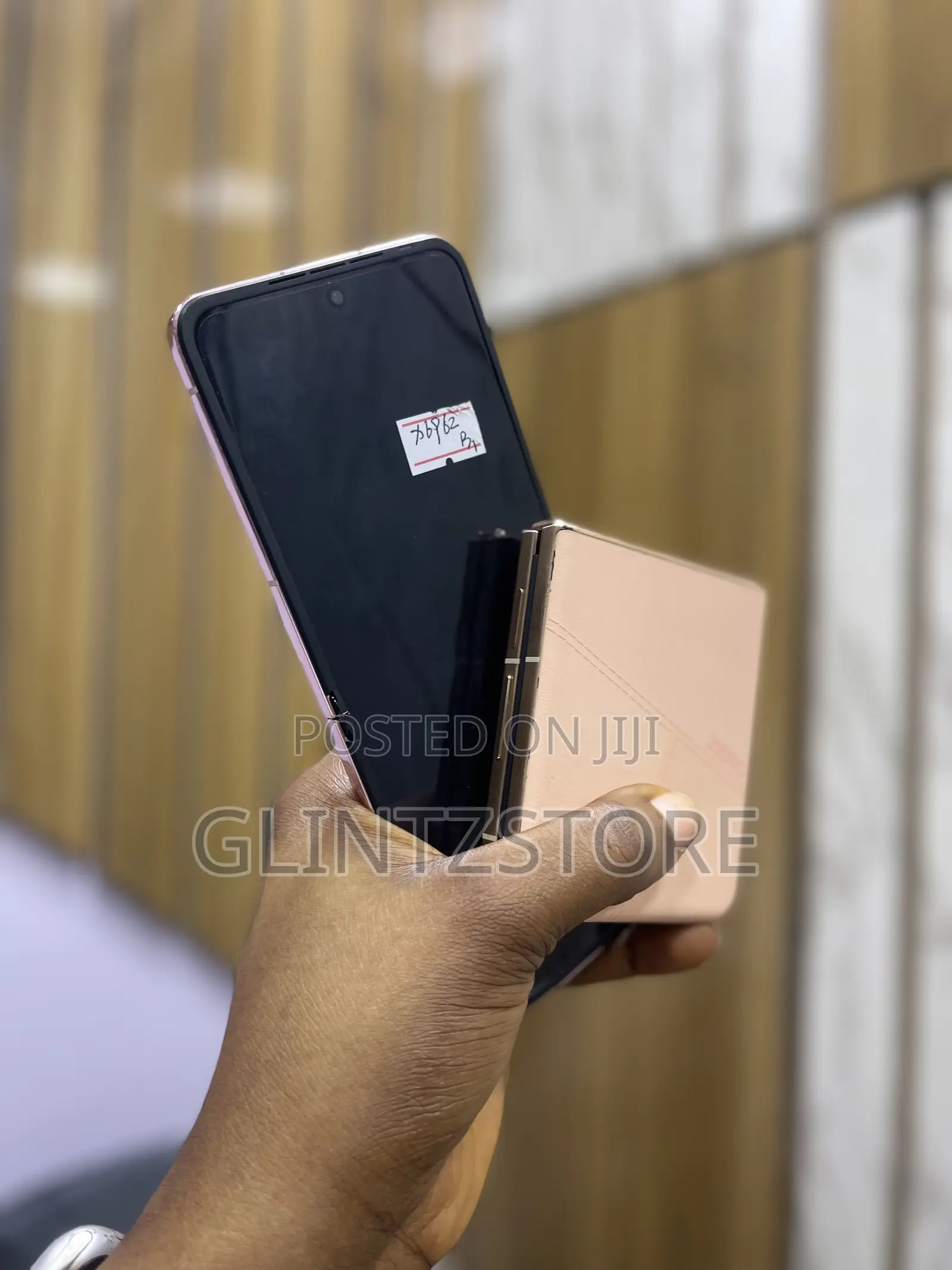 Infinix Zero Flip 512 GB
