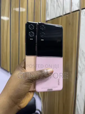 Infinix Zero Flip 512 GB
