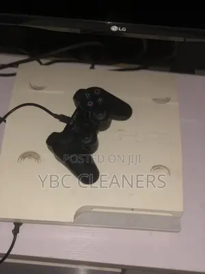 Ps3 Console With 8 Games and a Single Pad