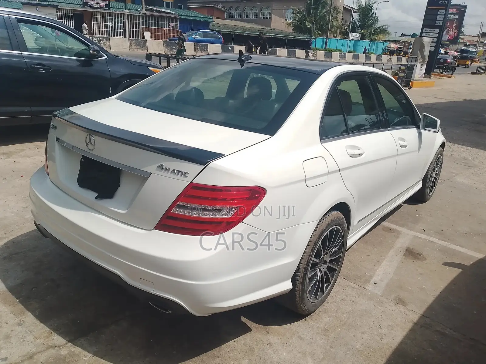 Mercedes-Benz C300 2008 White