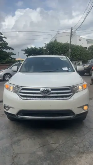 Toyota Highlander 2012 White