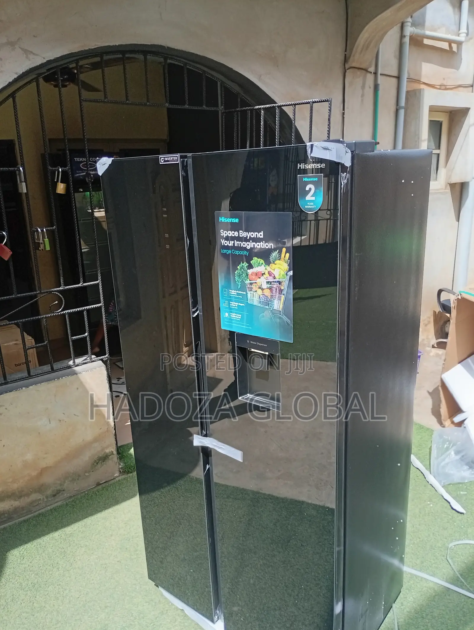 Hisense Side by Side Refrigerator – Spacious Freezer Compartment