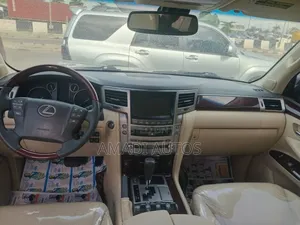 Lexus LX 570 AWD 2016 Black