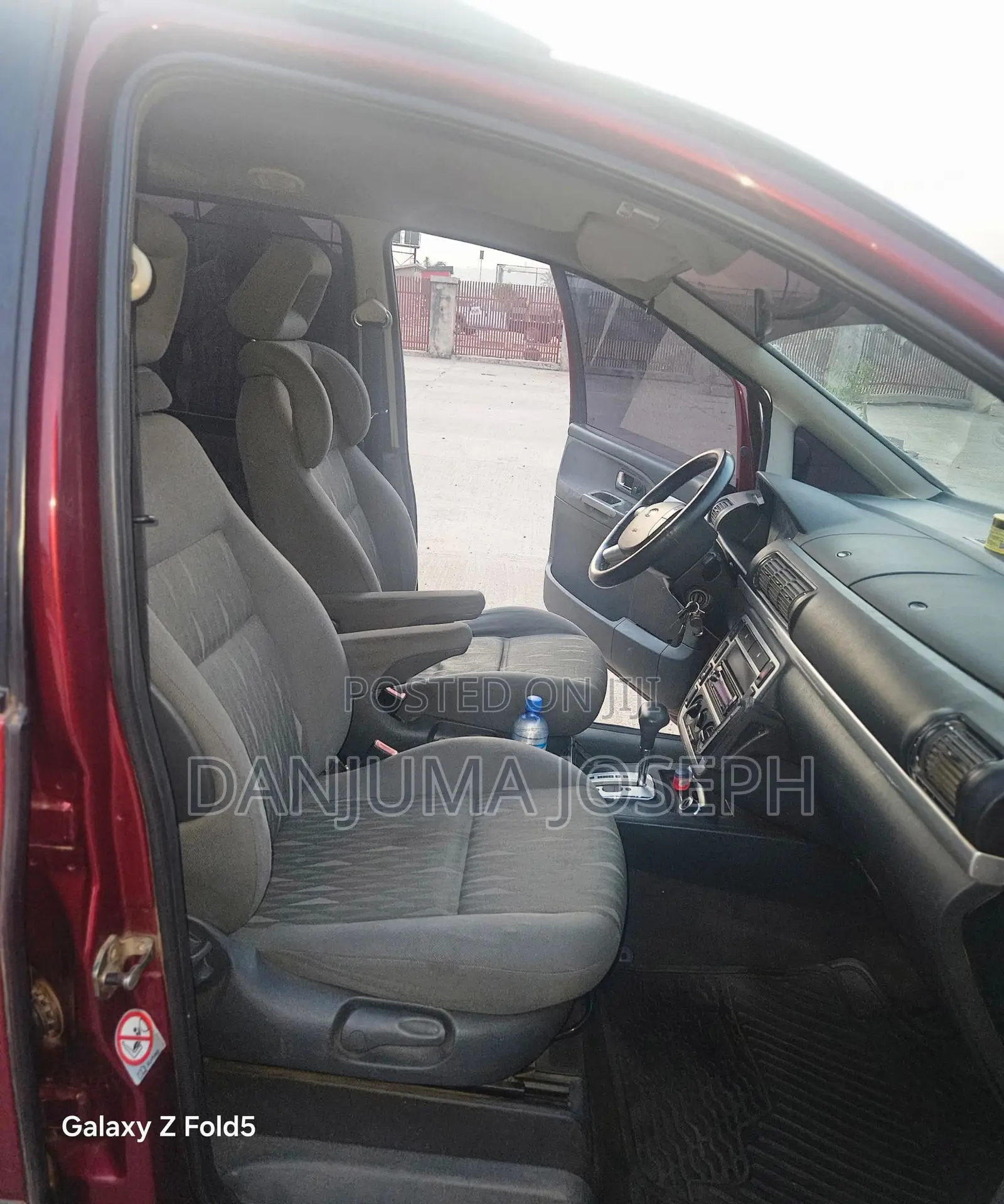 Ford Transit 2004 Red