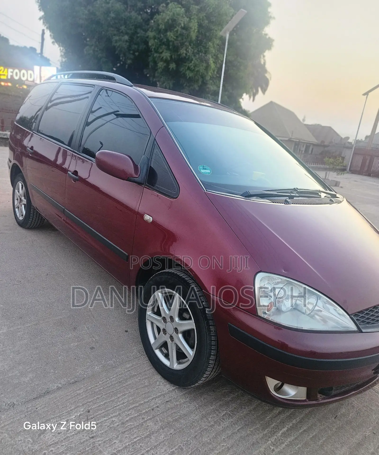Ford Transit 2004 Red