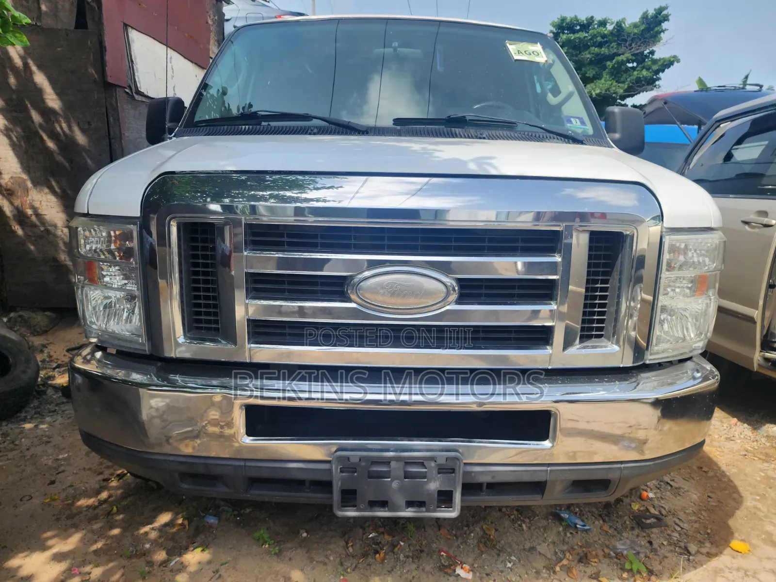 Ford E250 2015 White