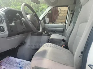 Ford E250 2015 White