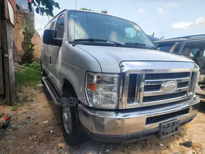 Ford E250 2015 White
