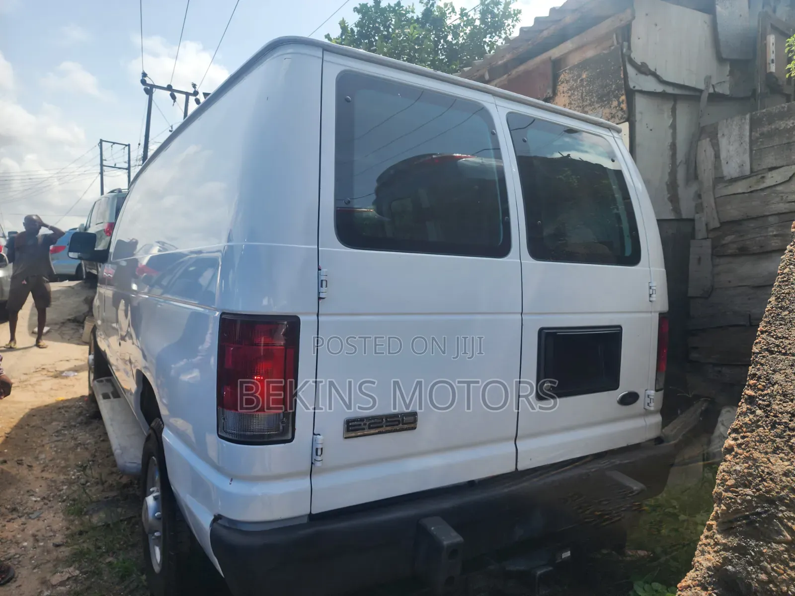 Ford E250 2015 White