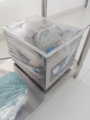 Packaging Machine
Vacuum Machine
Vacuum Sealer