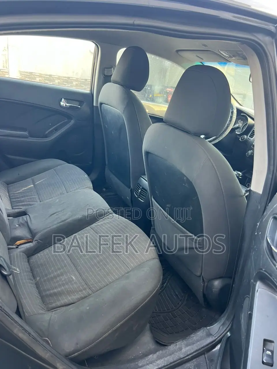 Kia Cerato 2013 Black