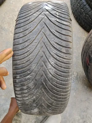 225/45r18 for Lexus Cars and Toyota Also