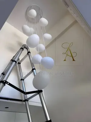10 Bulbs Long Beach Staircase Light