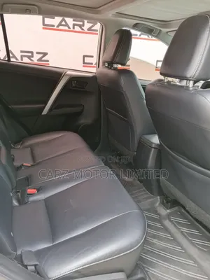 Toyota RAV4 2019 White