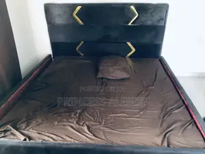 6by6 Bed Frame and Bed