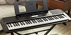 Yamaha PSR E383 Electronic Keyboard