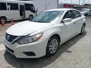 Nissan Altima 2016 White