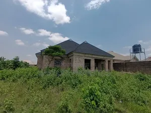 4bdrm Bungalow in Gbadewole, Akobo for sale