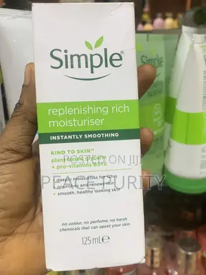 Simple Replenishing Rich Moisturizer