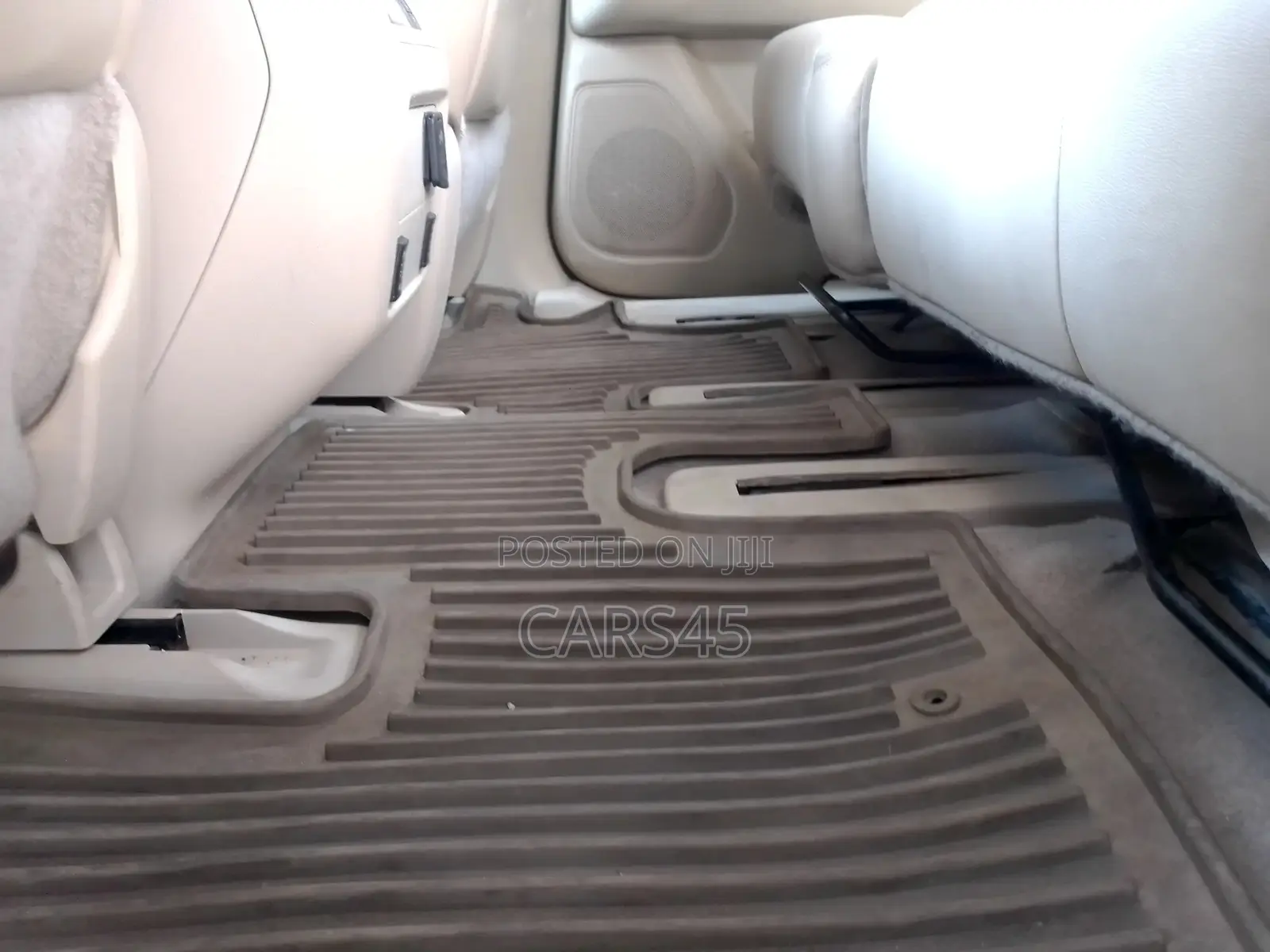 Nissan Pathfinder 2014 White