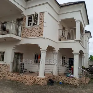 5bdrm Duplex in Sapele Road  Before , Benin City for sale