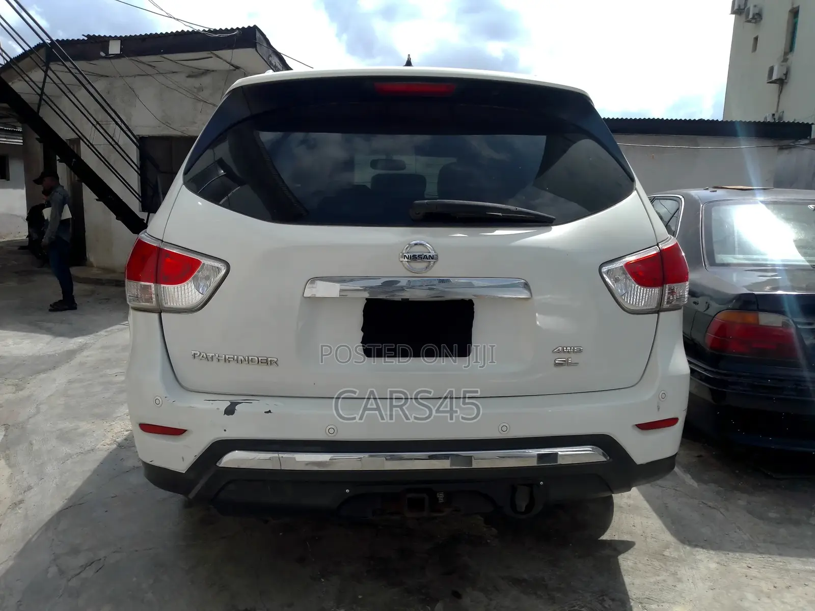 Nissan Pathfinder 2014 White