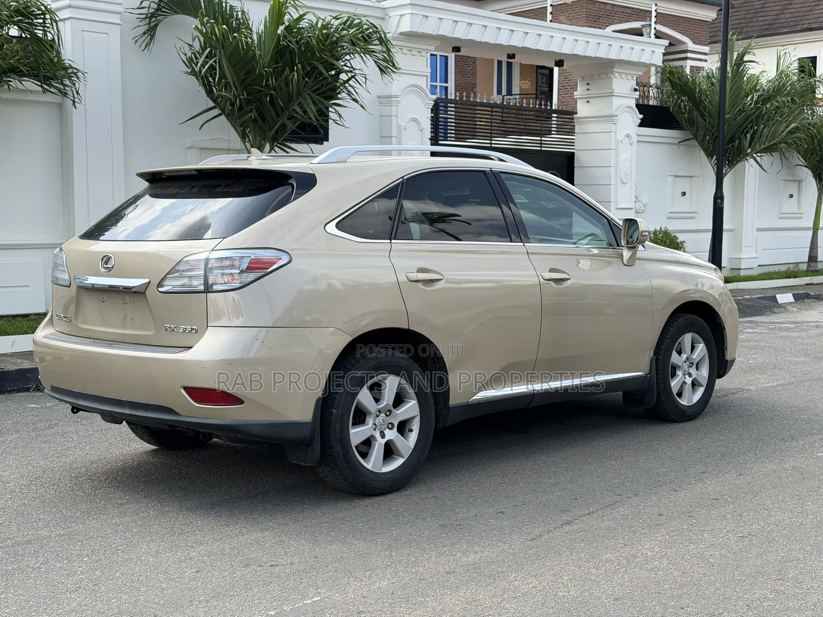 Lexus RX 350 2010 Gold