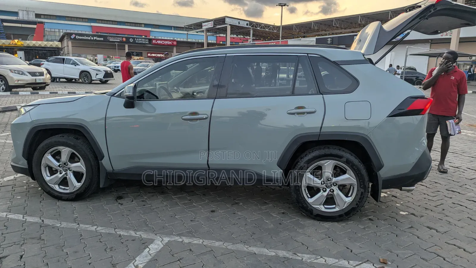 Toyota RAV4 2020 Green