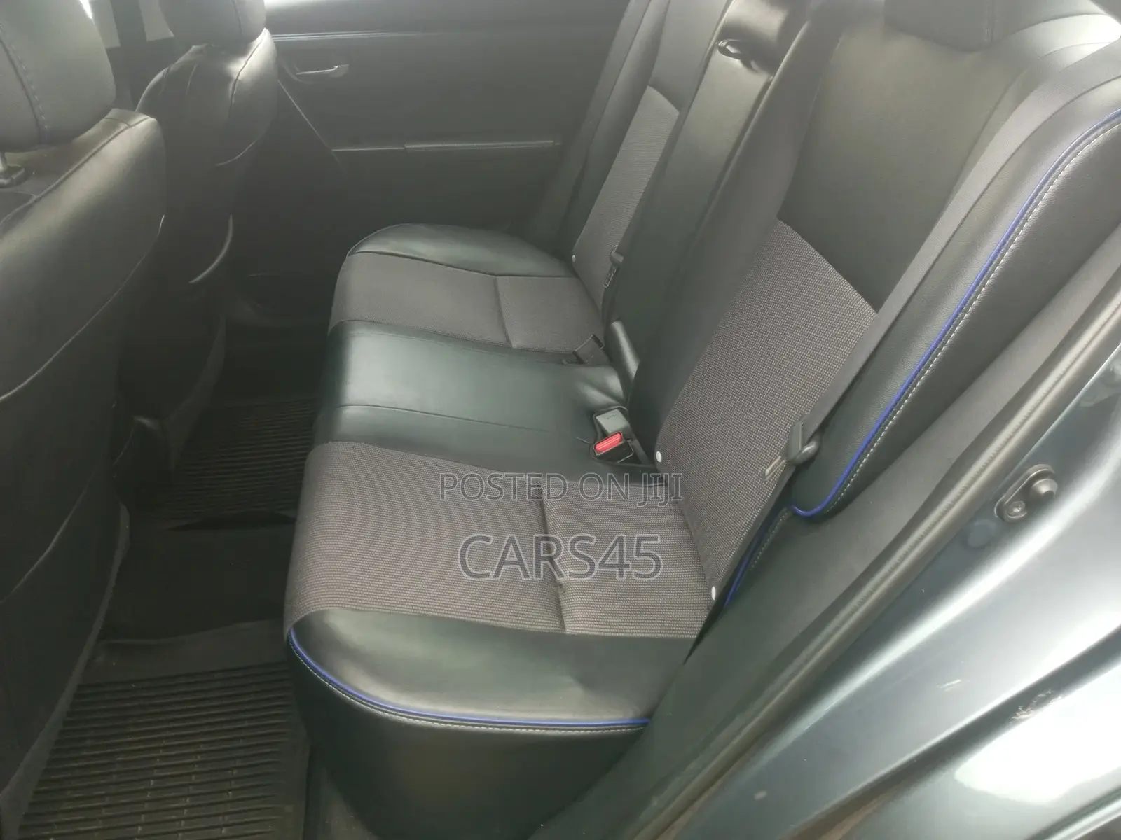 Toyota Corolla 2017 Gray