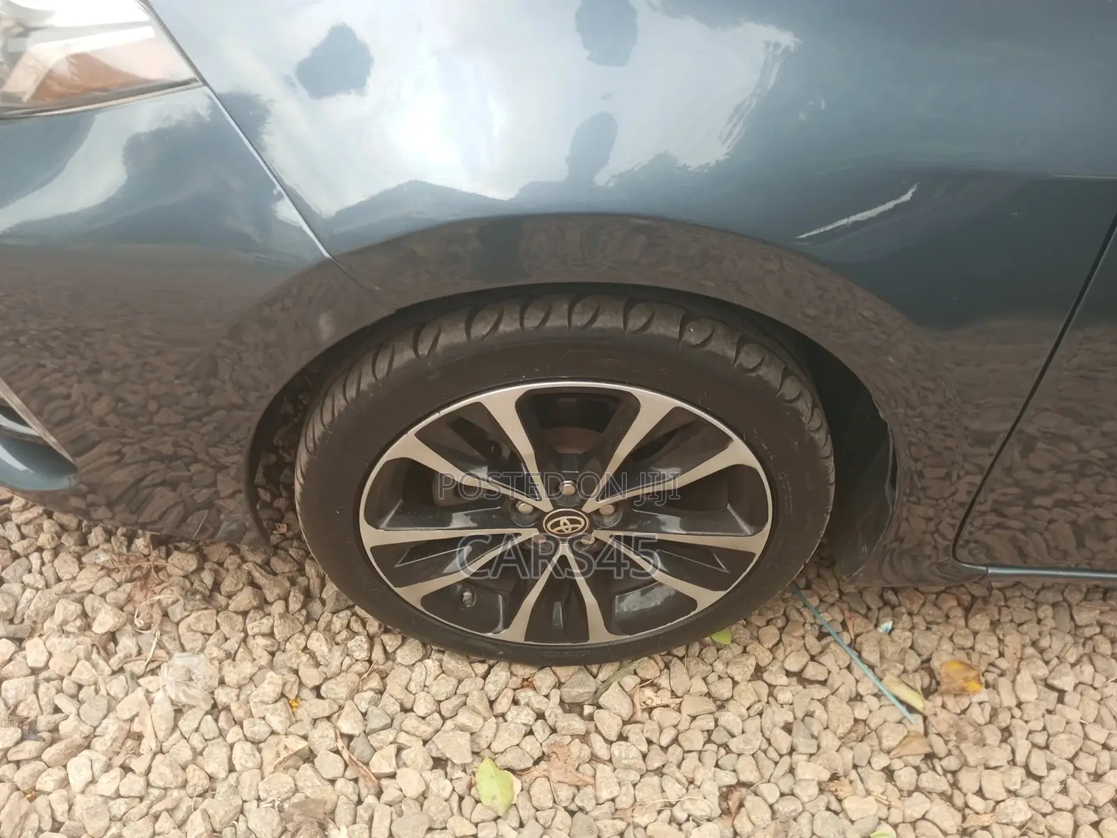 Toyota Corolla 2017 Gray