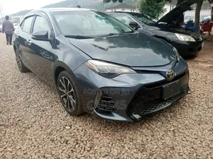 Toyota Corolla 2017 Gray