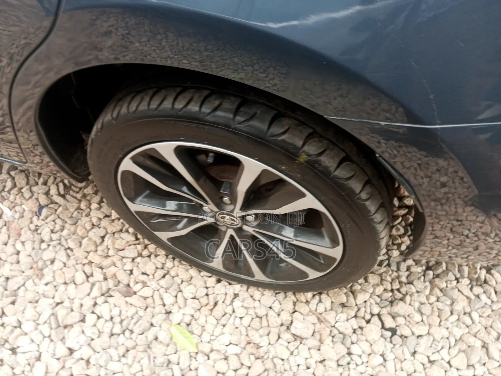 Toyota Corolla 2017 Gray