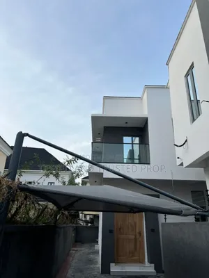 4bdrm Duplex in Agungi for rent