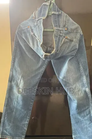Thruft Cheap Jeans