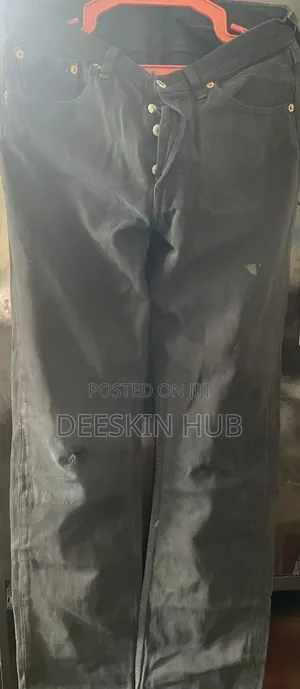 Thruft Cheap Jeans