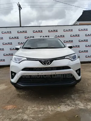 Toyota RAV4 Adventure 4dr SUV (2.5L 4cyl 6A) 2018 White