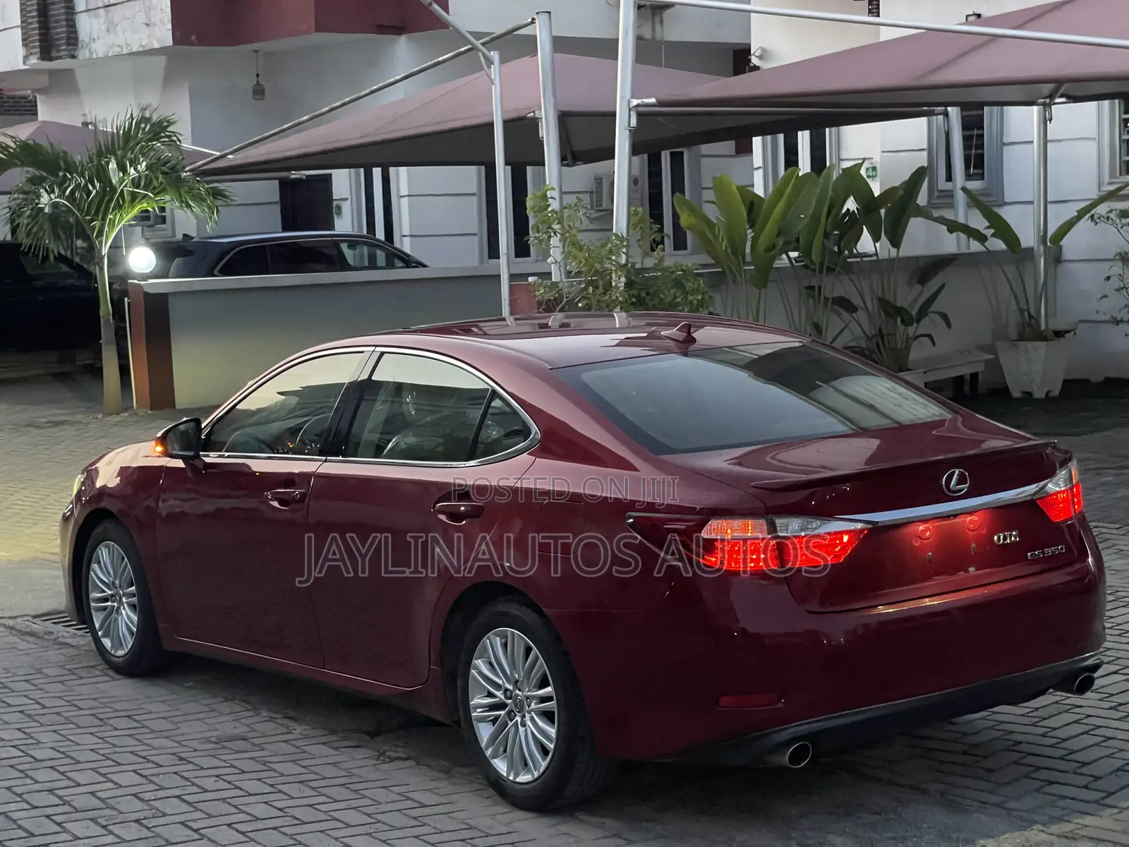 Lexus ES 2014 Red