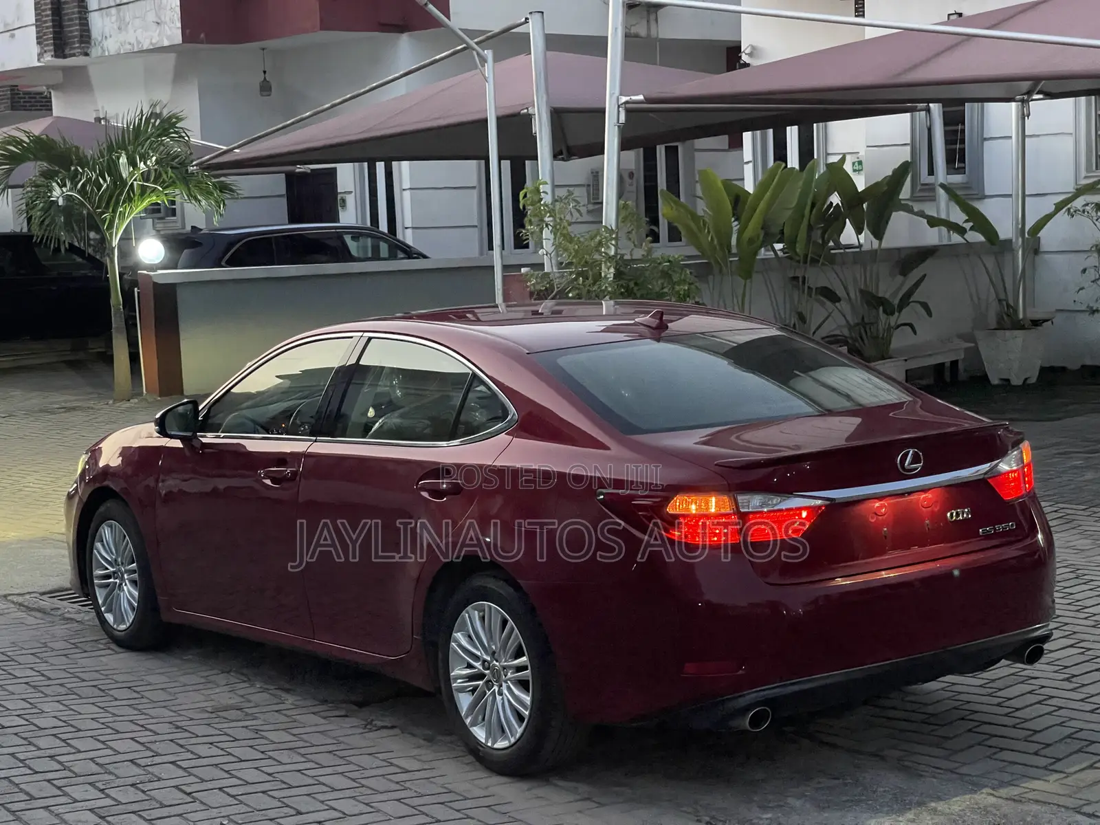 Lexus ES 2014 Red