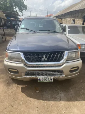 Mitsubishi Montero 2006 Gray