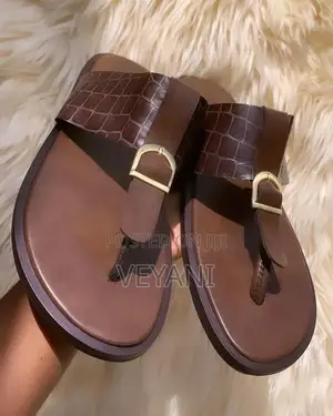 Veyani Classic Slides