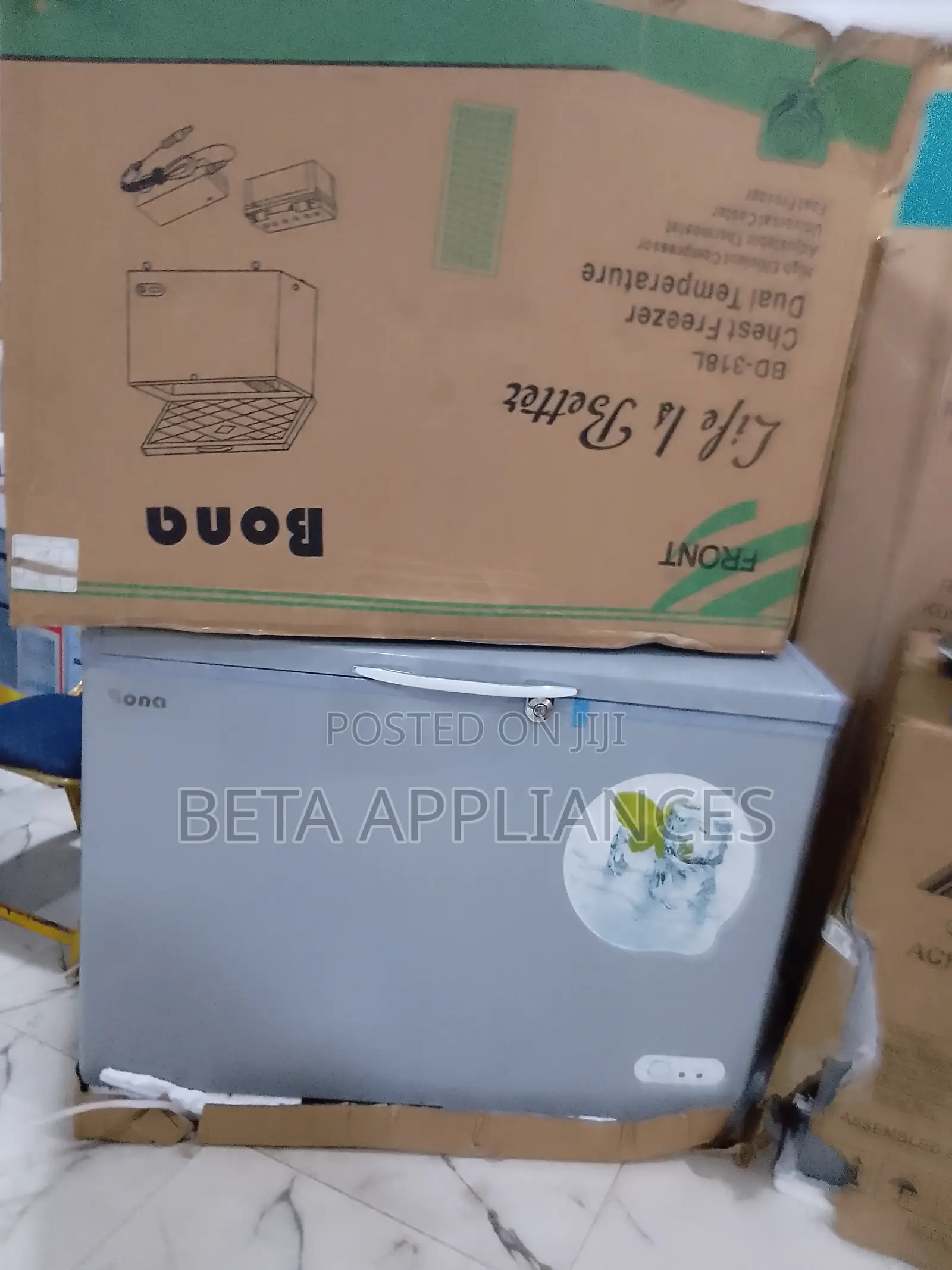 Bona 300l Solar Powered Chest Freezer